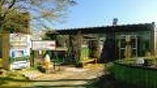 （長沼温泉 ヴィーナスの湯）見晴らしが良い所にあるので、四季折々の花や長沼を見る事が出来ます