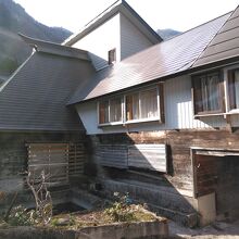 営業はしていませんでした。