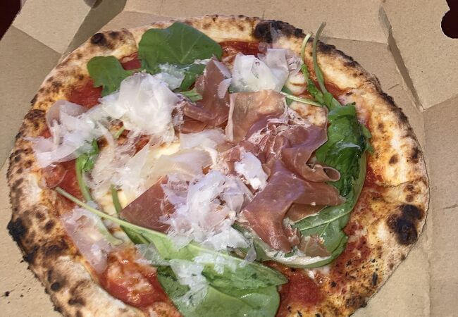 プロシュートのピザが美味しかった