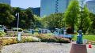 歌詞が刻まれた碑もあり