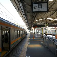 熱海駅１２：５６発普通静岡行き