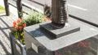 御堂筋沿いに点在