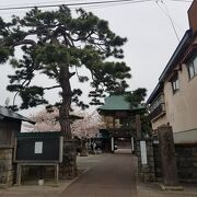 太宰治も訪れた寺