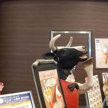 牛さんの置物がインパクトありました