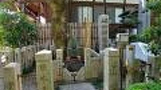 近松門左衛門のお墓