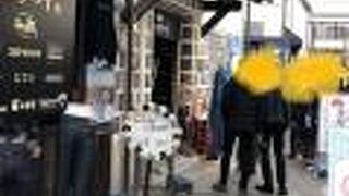 ジーンズ専門店が集まる路地！