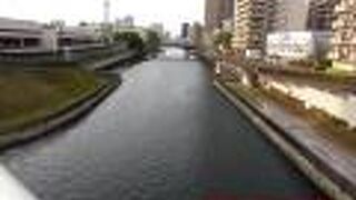 北十間川から大横川までの長い水路