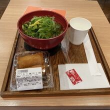 九条葱そばにいなり寿司