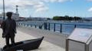 港が見渡せる場所