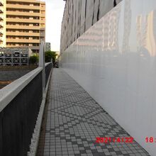 歩道もこんな感じです