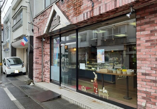 ドール洋菓子店