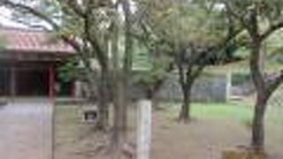 復元された総門