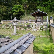 一般の墓域とは区別されている