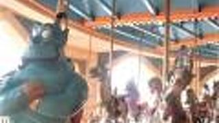 ２階建てのメリーゴーランド