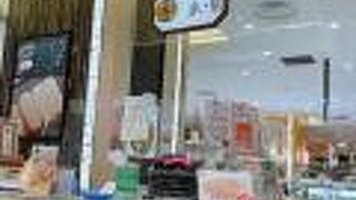 次はカツサンド