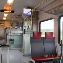 車内は広くてガラガラで良かったです