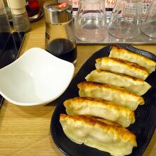 三ツ星餃子 / Gyoza