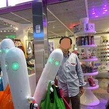 眼が光っているニョロニョロ