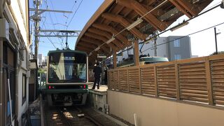 稲村ヶ崎駅（江ノ島電鉄）：稲村ヶ崎最寄り駅