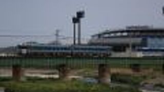 四国唯一の電車特急が走る高松～宇和島を結ぶ四国縦断線