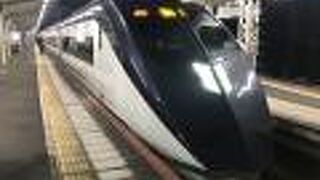 本線は通勤ライナーでお馴染み