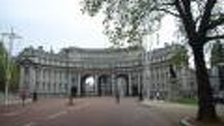 朝の散歩にうってつけ