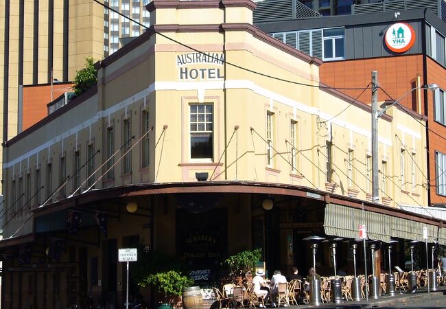オーストラリアンホテル