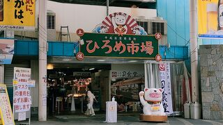 海鮮物を食べるなら、まずは直行！ひろめ市場