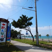 駐車場前のビーチ風景もオススメ♪