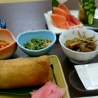 おいなりと夕食