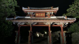 夜のライトアップも素敵です