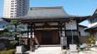 ほっしんじと読みます。