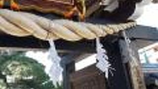 牛込柳町駅のとなり