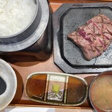 みすじステーキ定食