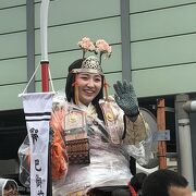 多田神社の春季例大祭の神賑行事として懐古行列が行われます。