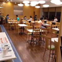 朝食はビュッフェ形式の郷土料理メニュー「しあわせ島朝ごはん」