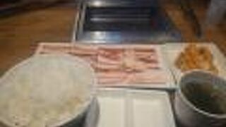 広い店舗のライク