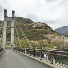 銅親水公園 銅橋
