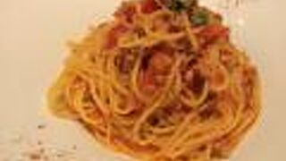 パエリアやパスタがおいしくいただける大手の森のスペイン料理店