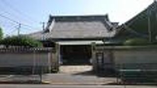 台東区谷中４丁目にある臨済宗妙心寺派の寺院