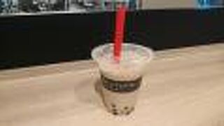 クレープやタピオカドリンクのお店