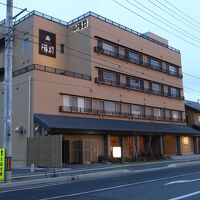 震災後に再建された建物