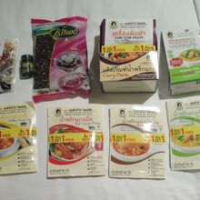 トムヤムペースト、各種カレーペースト