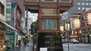 江戸落語と江戸火消しをテーマにした櫓