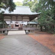 指月公園の中にある神社