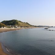 弁天島のある海岸