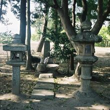 志那神社、境内社黒姫明神。