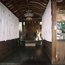 惣社神社、本殿内部。