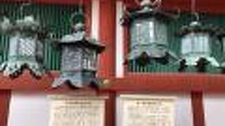 釣燈籠が見もの