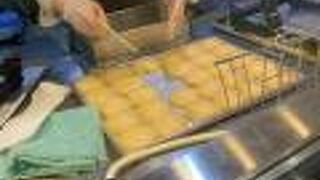 池袋の　マネケン　